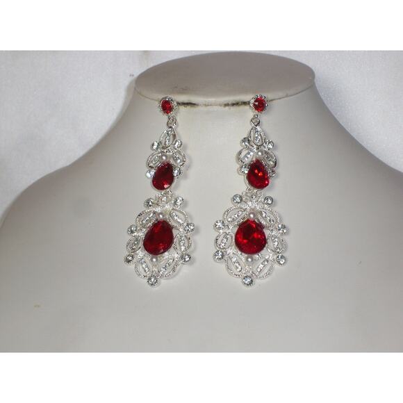Red rhinestone earringsValentine earrings,holiday party long dangle drop earring - Picture 5 of 9
